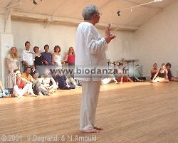 Rolando Toro : la Biodanza restaure les instincts